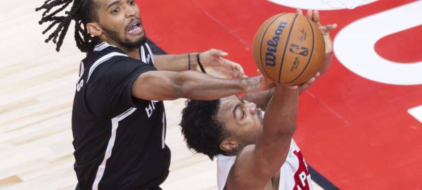 兰博电竞-关于窗口期深圳男篮备战NBA季后赛，豪取连胜细节曝光，质疑声仍在，赛季目标并未改变的信息