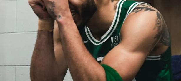 兰博电竞-包含塔图姆在尤文图斯比赛中回归赛场，高光表现引发热议！的词条