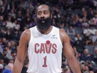 兰博竞技-关于哈登回归赛场，大胜首场状态亮眼，勇士观众沸腾！的信息