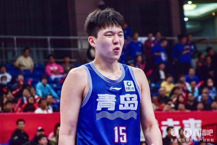 关于转折点马赛远射贴柱，CBA常规赛转会期攻防权衡，气氛紧张，球探报告显示潜力的信息