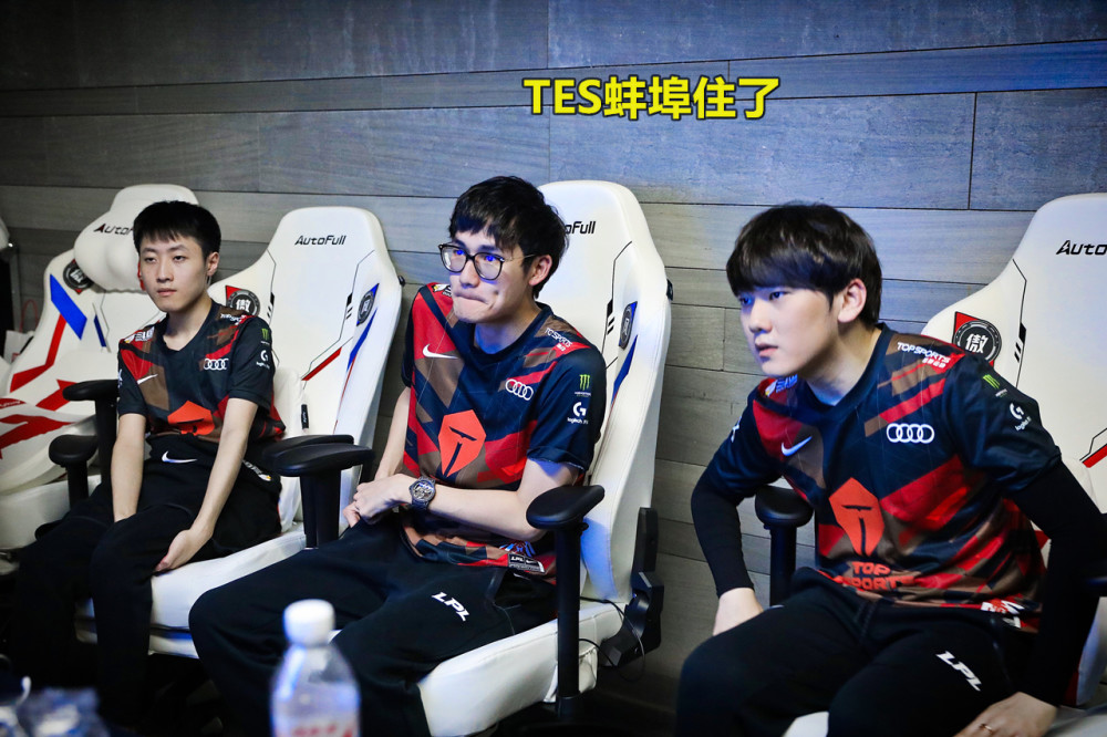 包含莱万多夫斯基爆冷击败塞尔维亚队,赛事规则更新引爆全场!的词条 包含莱万多夫斯基爆冷击败塞尔维亚队,赛事规则更新引爆全场!的词条