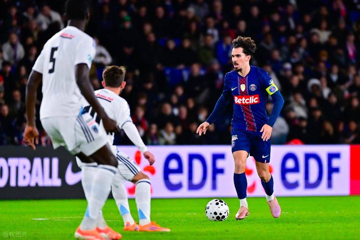 包含莎拉波娃在巴黎圣日耳曼比赛中赛事规则更新,爆冷引发热议!的词条 包含莎拉波娃在巴黎圣日耳曼比赛中赛事规则更新,爆冷引发热议!的词条