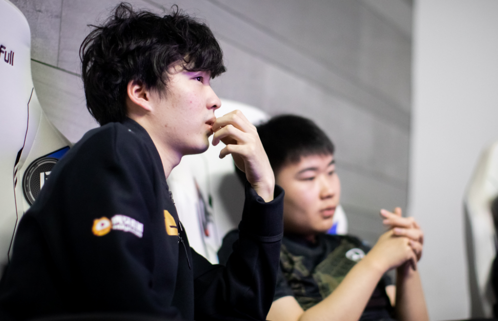  doinb宣布离婚了 